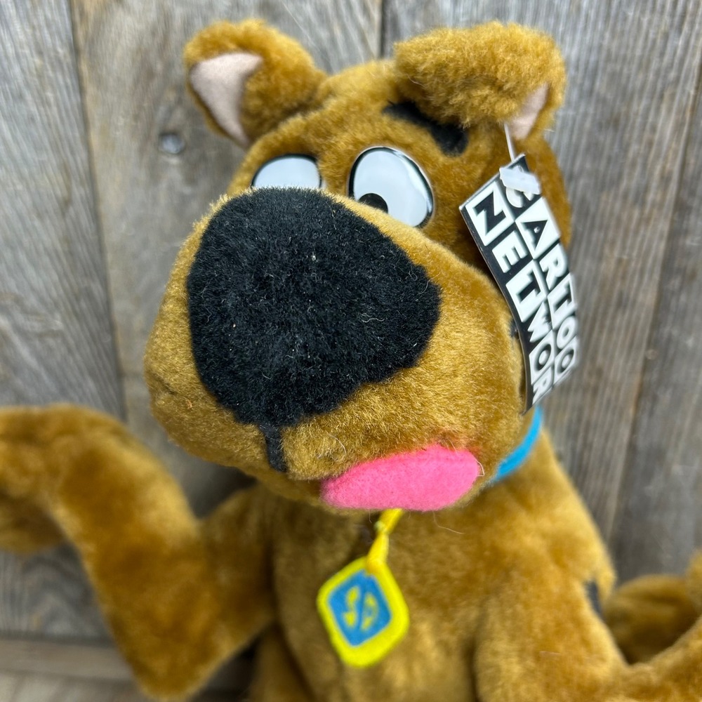 Vintage 1998 Scooby-Doo Plush Holding Hot Dog Cartoon Network Play By Play 11"